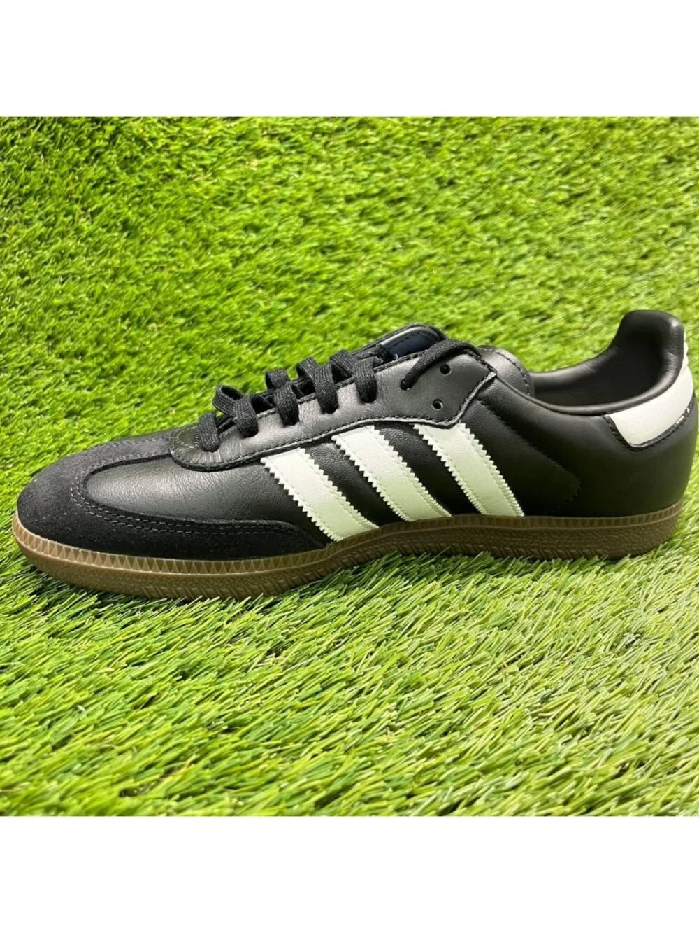 Adidas Samba OG Boys Size 7Y Black White Gum Athletic Lifestyle Shoes Sneakers